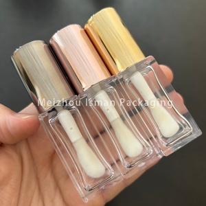 หลอดลิปกลอสทรงเหลี่ยม 8 มล. ยี่ห้อ ISMAN Wholesale สีโรสโกลด์ อำพัน ดำ ขาว ฝาสีดำ ขาว พร้อมหัวแปรงขนาดใหญ่ บรรจุภัณฑ์ลิปกลอสเปล่า - Product Image 5