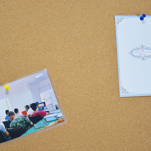 Tableau combiné Cadre en aluminium Marqueur magnétique Tableau blanc <span class=keywords><strong>Avis</strong></span> Tableau d'affichage en liège pour l'école - Product Image 6