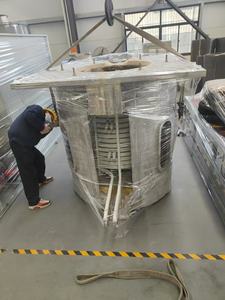 Fabricants Matériel de fusion de l'aluminium Fusion de la ferraille d'aluminium Four à moyenne fréquence Four à induction pour laiton et cuivre - Product Image 3