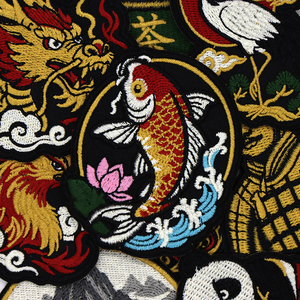 Patchs thermocollants brodés personnalisés sur le thème de l'art chinois traditionnel : Dragon, Koi, Grue, Panda, Guerrier de la <span class=keywords><strong>terre</strong></span> <span class=keywords><strong>cuite</strong></span>, Gourde, Éventail, Tasse à thé - Product Image 3