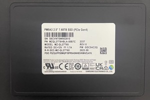 Unidad de estado sólido HORNG SHING usada para PM9A3 U.2 7,68 T B7C SATA 6Gbps SSD - Product Image 4
