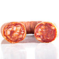 Fabricant italien de saucisses épicées à gros grains de qualité garantie, produit fumé avec longue durée de conservation