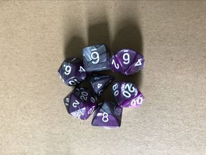 Juego de dados multicolor de dos colores, juego de 7 piezas, dados numerados, juego de mesa de rol, dados DND, esquinas redondeadas, efecto metálico - Product Image 6