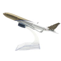 Bahreïn A330 avion 1/400 échelle 16cm Mini avion volant métal artisanat cadeau pour l'obtention du diplôme collecte décoration avion
