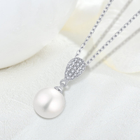 YILUN Ensemble de bijoux en perles d'eau douce blanches naturelles véritables Collier et boucles d'oreilles en argent sterling 925 pour les mariages