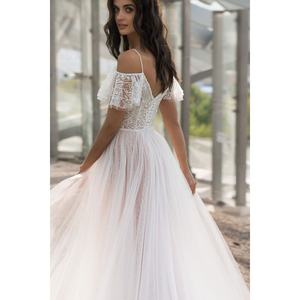 Nouvelle Robe de Mariée Grande Taille Coupe Ajustée Élégante à Double Bretelle Longue en Dentelle Florale Épaules Dénudées pour Femme - Product Image 4