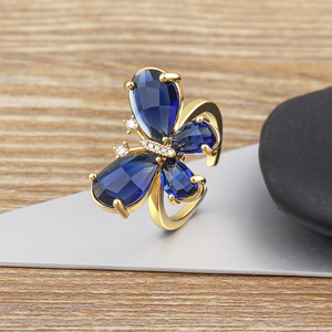 BKG Trendiger Bunter Zirkon-Schmetterlingsring für Damen/Unisex 18K Vergoldetes Messing Verstellbar Größenveränderbar Micro-Pavé Hochzeits-Verlobungsring - Product Image 6