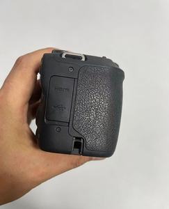 กล้องดิจิตอล SLR มือสอง Canon EOS 200D (รุ่นที่ 1) สภาพดี ใช้งานได้ปกติ หน้าจอ LCD แบบพลิกได้ ระบบโฟกัสอัตโนมัติ Dual Pixel - Product Image 5