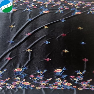 Vente en gros fournisseur chinois tricot au kg velours coréen broderie polyester tissu <span class=keywords><strong>teint</strong></span> uni <span class=keywords><strong>lot</strong></span> de stock pour vêtement - Product Image 6