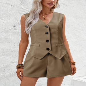 Nouvel ensemble deux pièces élégant pour femme : gilet uni à col en V avec boutons et short, idéal pour le bureau et les trajets quotidiens - Product Image 5
