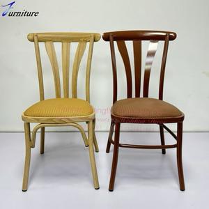 Venta al por mayor de muebles de boda para hoteles apilables modelo de lujo de metal para fiestas mesas y sillas de comedor para eventos - Product Image 4