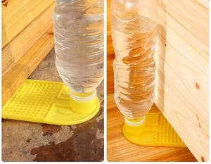 1 alimentador de abejas tipo punto (sin botella), prevención de <span class=keywords><strong>ahogamiento</strong></span> alimentador de azúcar de agua potable de abejas para puerta de colmena, equipo de Apicultura - Product Image 4