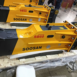 Soosan SB 60 Martillo Hidráulico Nuevo Tipo Caja para Excavadoras de 15-18 Toneladas, Retroexcavadoras, Componentes de Motor, 1 Año de Garantía - Product Image 1