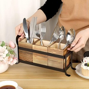 Caja de Almacenamiento de Cubiertos de Madera Retro con Tres Compartimentos, Organizador de Cuchillos, Tenedores y Cucharas de Madera Maciza con Asa, Tipo Vertical para Escritorio - Product Image 3