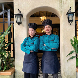 Veste de chef à prix abordable, manches longues, blanc avec bordure noire, légère, séchage rapide, uniforme pour personnel de cuisine, restauration et restaurant - Product Image 6