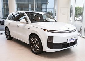 2024 Li Auto Max SUV électrique hybride haute performance 4x4 Charge rapide longue portée nouveaux véhicules énergétiques Lixiang L6 Pro - Product Image 4