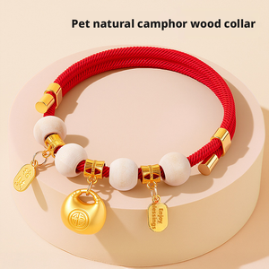 Collare Regolabile di Lusso in Legno di Canfora per Cani e Gatti, Universale per Tutte le Stagioni, Vendita all'Ingrosso - Product Image 1
