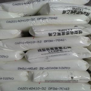 เม็ดพลาสติก LLDPE คุณภาพสูง เรซิน R50035 R50035E 50035 โพลีเอทิลีนความหนาแน่นต่ำ สำหรับการขึ้นรูปถังเก็บน้ำด้วยวิธีโรโตโมลดิ้ง - Product Image 4