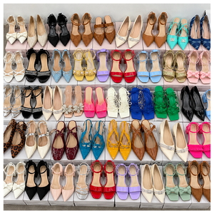 Lots en gros de sandales pour femme, sélection premium de chaussures féminines du Vietnam, sandales décontractées d'été pour femme - Product Image 1