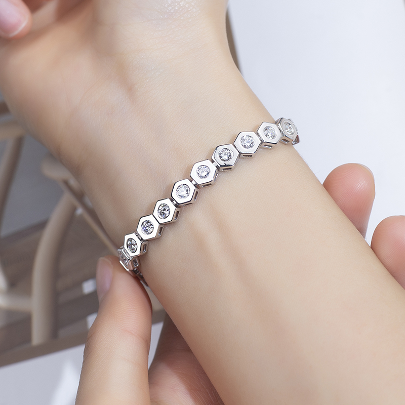 Classic Design Diamond Cuban Chain Lab