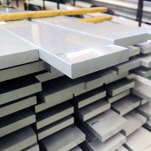 Barre plate en alliage d'aluminium 6063 T5 5-10mm d'épaisseur 2000mm de longueur pour la construction Plats en alliage d'aluminium - Product Image 2