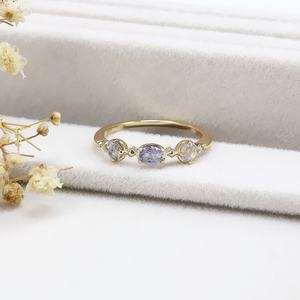 Bague de luxe minimaliste en argent sterling 925 plaqué or <span class=keywords><strong>Arcado</strong></span> en cordiérite naturelle Labradorite pierre de lune pour femme - Product Image 2