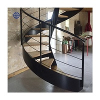 Escaliers en colimaçon extérieurs imperméables en acier inoxydable 304 de couleur gris argenté de vraie villa