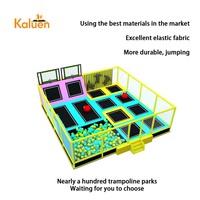 Parc de trampoline intérieur extérieur de bonne qualité 10m * 10m * 2.8m avec piscine en mousse parc d'attractions d'équipement de terrain de jeu extérieur doux pour enfants