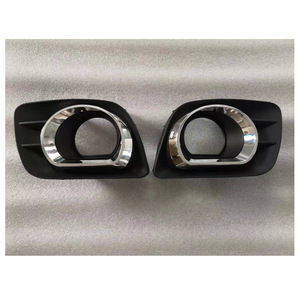 Cadre de phare antibrouillard Vibe Us 88975660 88975659 en plastique pour Vibe Us 2009 et versions ultérieures, fixation par vis - Product Image 3