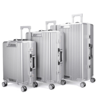 Ensemble de bagages tout aluminium OEM ODM 3 pièces, valise de voyage d'affaires de luxe à rayures verticales classiques avec roulettes 360° °   Roues pivotantes