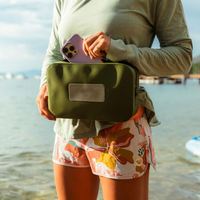 Sac banane étanche portable multi-usages avec compartiment en maille pour SUP, plongée, pêche, jet ski, plage, camping et voyages
