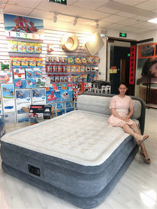 <span class=keywords><strong>Intex</strong></span> 64448 Kasur Angin <span class=keywords><strong>Queen</strong></span> <span class=keywords><strong>Ultra</strong></span> <span class=keywords><strong>Plush</strong></span> Cooling Headboard Lipat Konvertibel Fiber-Tech RP Pompa Terintegrasi Hotel Rumah Sakit Taman Gym - Product Image 5