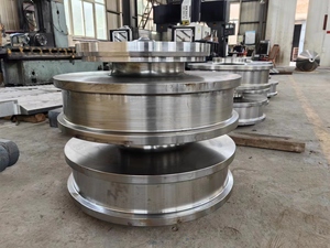 Ensemble de roues de <span class=keywords><strong>grue</strong></span> à double bride en acier forgé robuste pour <span class=keywords><strong>grue</strong></span> portique et chemin de fer - Product Image 3