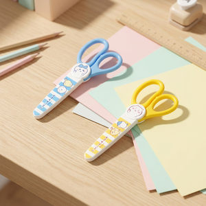 กรรไกรนิรภัยชิคาวะ รุ่น AB0175 ชุด 20 ชิ้น ใบมีดตรง ด้ามจับยาง สำหรับเด็ก ลายการ์ตูนน่ารัก อนิเมะ สำหรับใช้ในโรงเรียน - Product Image 3