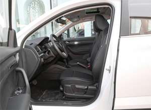 <span class=keywords><strong>Skoda</strong></span> Kamiq GT 1.5L Manuelle Confort Petit SUV Essence Économique 5 Places avec Haute Vitesse 178km/h Frein à Main Manuel pour Voiture d'<span class=keywords><strong>Occasion</strong></span> Familiale - Product Image 5