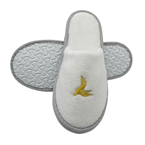 Pantuflas de Hotel de Lujo Modernas de Felpa de Coral Blanca, Pantuflas de Spa de <span class=keywords><strong>5</strong></span> Estrellas con Suela Antideslizante, Punta Cerrada, Desechables, Suaves y Cómodas, con Logotipo Personalizado - Product Image 4