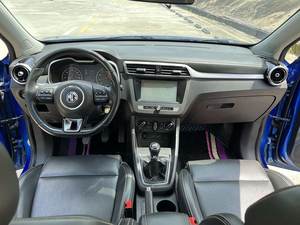 Voitures d'occasion Chevrolet Cruze Berline LHD Automatique Traction avant 1.6L/1.8L Faible kilométrage Sans accident Exportation Vente en gros 2012-2015 Caméra arrière - Product Image 6