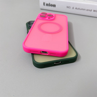 Étui de téléphone de luxe magnétique mat translucide en TPU PC antichoc pour iPhone 18 Pro 17 16 15 14 13 Pro Max avec recharge sans fil