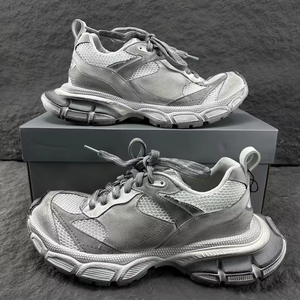 Zapatillas de Baloncesto Retro de Diseño de Lujo para Hombre y Mujer, Calzado Deportivo Informal Transpirable de Malla, Zapatillas de Tenis Sin Cordones, Tendencia de Moda, Impermeables - Product Image 4