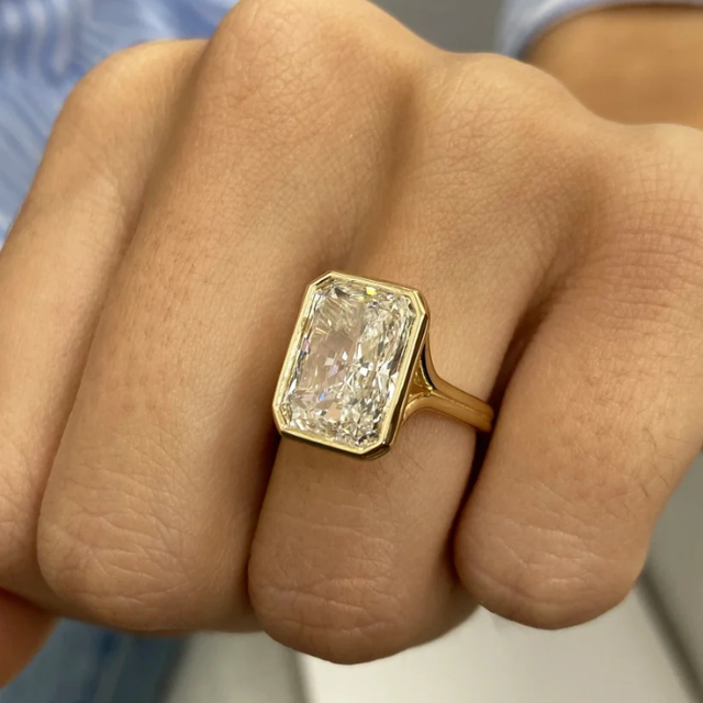 IGI 6ct E/VS1 Radiant Cut 14K Yellow Gold Lab Grown Diamond Bezel Setting Wedding Ring with CVD HPHT Diamond