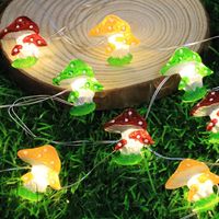 Nouvelle Guirlande Lumineuse LED Colorée en Fil de Cuivre 2026 pour Pâques et Noël, Décoration Mixte Champignons Lapins Carottes Ambiance Festive