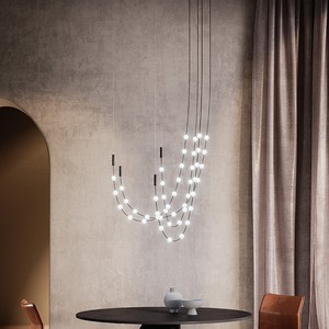โคมไฟระย้ามัลติไดท์สีดำแบบยาว ไฟ LED ปรับความสูงได้ 220V - Product Image 4