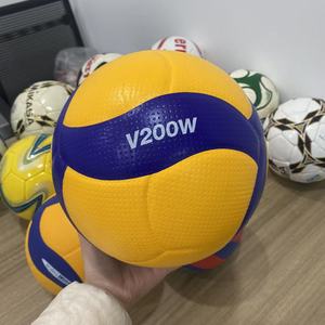 Balón de Voleibol Personalizado de Tacto Suave, Tamaño Oficial 5, Cosido a Máquina, con Logotipo de Voleibol - Product Image 2