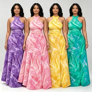 Magnifique robe longue trapèze personnalisée pour femme, imprimé marbré turquoise, col halter, dos nu, idéale pour les soirées et les bals de promo - Product Image 3