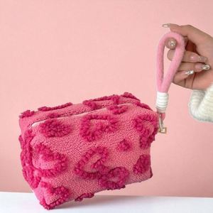 Bolsa de Maquillaje Reutilizable con Cierre, Diseño de Corazón, Ecológica, con Asa Personalizada, Gran Capacidad, Organizador de Cosméticos, Portátil, para Viaje - Product Image 2