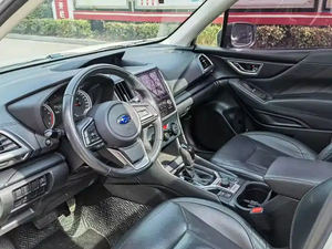 Subaru <span class=keywords><strong>Forester</strong></span> 2.0i Luxury 4x4 del 2019 Usata, SUV per Uso Familiare e Quotidiano, Rapporto di Ispezione Completo, Controllo VIN Disponibile - Product Image 5