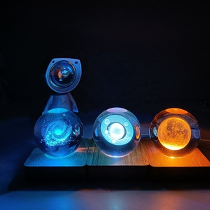 Luce notturna decorativa della sfera <span class=keywords><strong>di</strong></span> cristallo della <span class=keywords><strong>luna</strong></span> 3D del regalo del partito con la Base <span class=keywords><strong>di</strong></span> legno quadrata - Product Image 5
