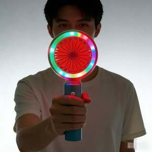 Ventilador de Mano Personalizado al por Mayor Directo de Fábrica en Oferta con 7 Luces de Colores - Product Image 1