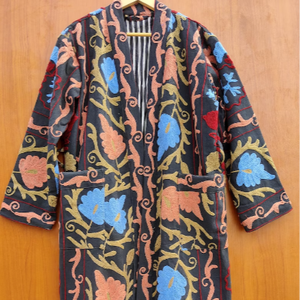 Clásico invierno Casual Boho uzbeko Cachemira Crewel bordado a mano Suzani Chaqueta corta flores Navidad botón especial al por mayor - Product Image 1