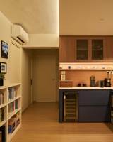 Vermonhouzz Meuble de cuisine haut de gamme sur mesure avec panneau arrière ouvert, armoires murales à portes vitrées et armoires supérieures en bois